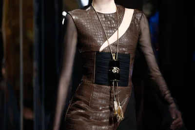 Look 37